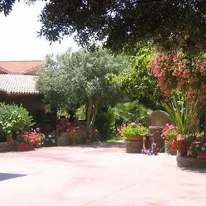  Agroturismo Gavina Pes Italia